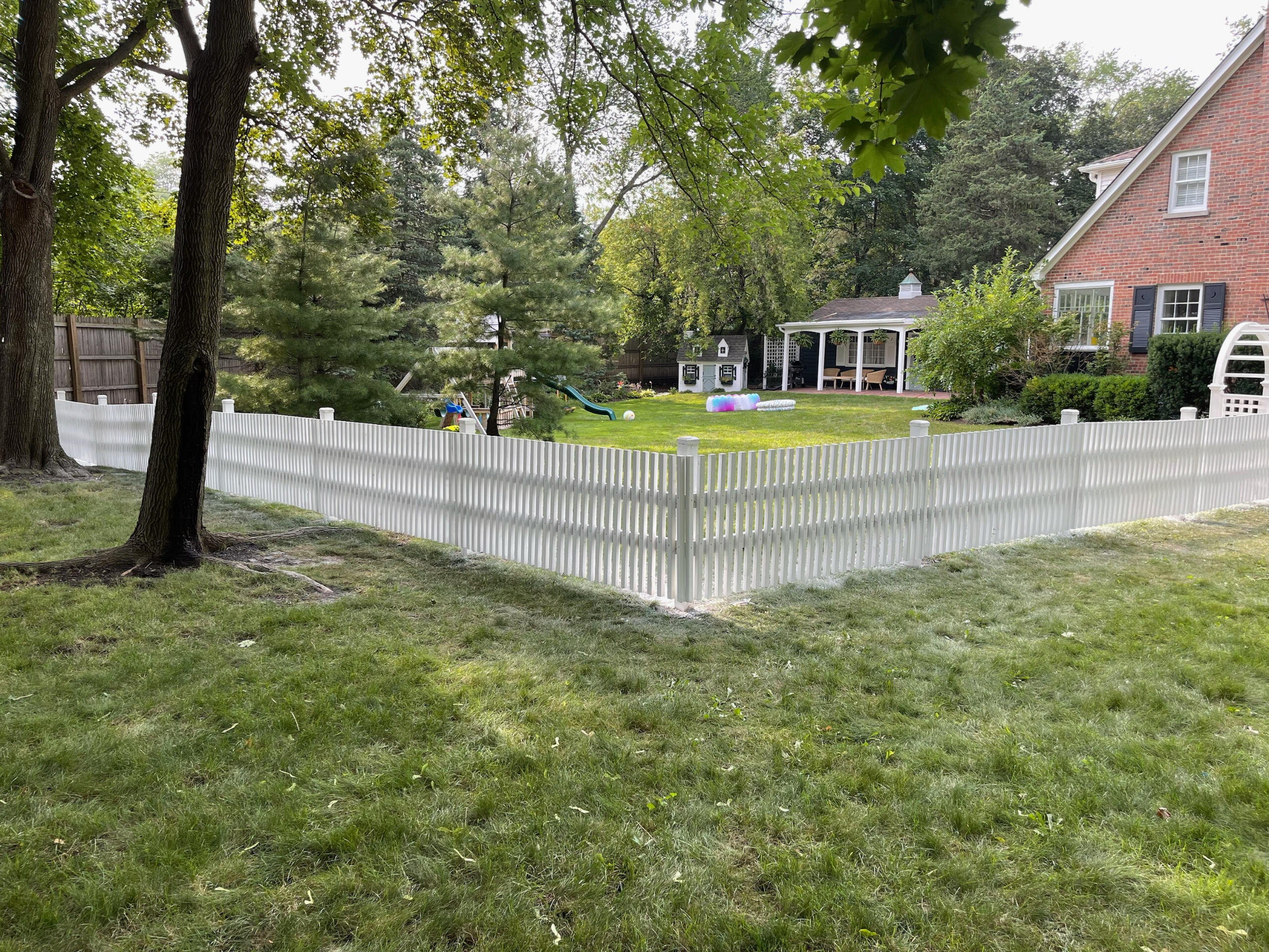 Vinyl Fence Company in Elk Grove Village Illinois